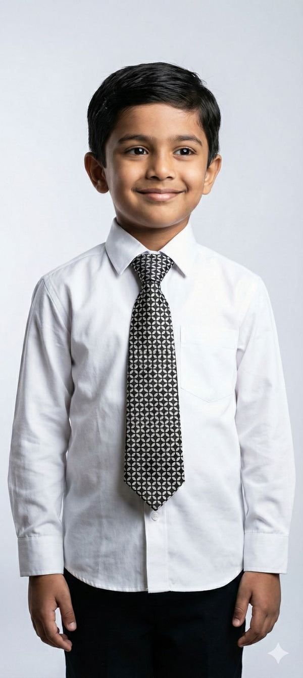 Black & White Ready to Use Tie – Easy Wear Formal Accessory for Boys