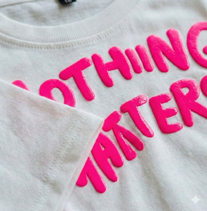 White Bubble Print Graphic Crop Top – Trendy Short Sleeve Casual Tee