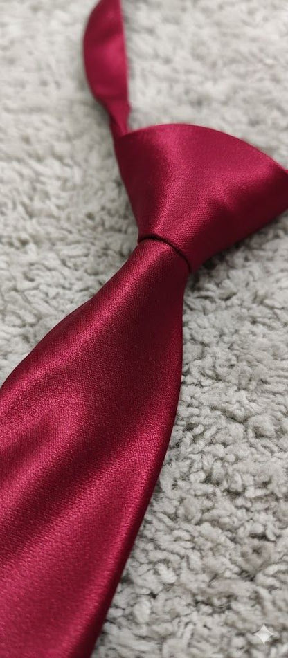 Mehroon Ready to Use Tie – Easy Wear Formal Accessory for Boys