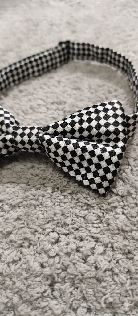 Black & White Ready to Use Bow Tie – Easy Wear Formal Accessory for Boys