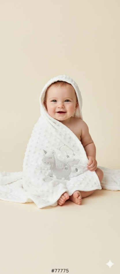 White Grey Unicorn Patchwork Ultra-Soft Infant Blanket – Cozy & Gentle for Newborns