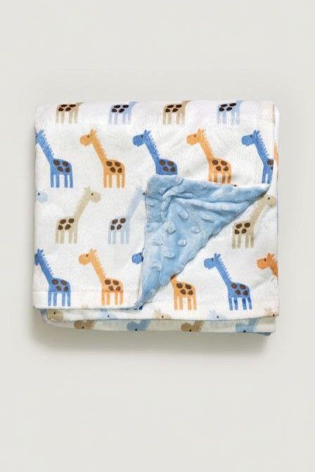 Blue and White Girraffe Ultra-Soft Infant Blanket – Cozy & Gentle for Newborns