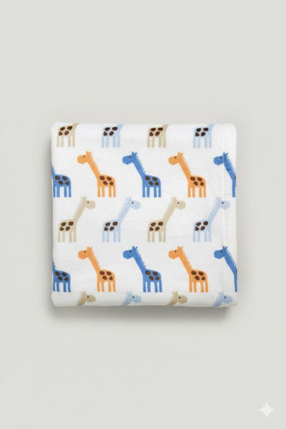 Blue and White Girraffe Ultra-Soft Infant Blanket – Cozy & Gentle for Newborns